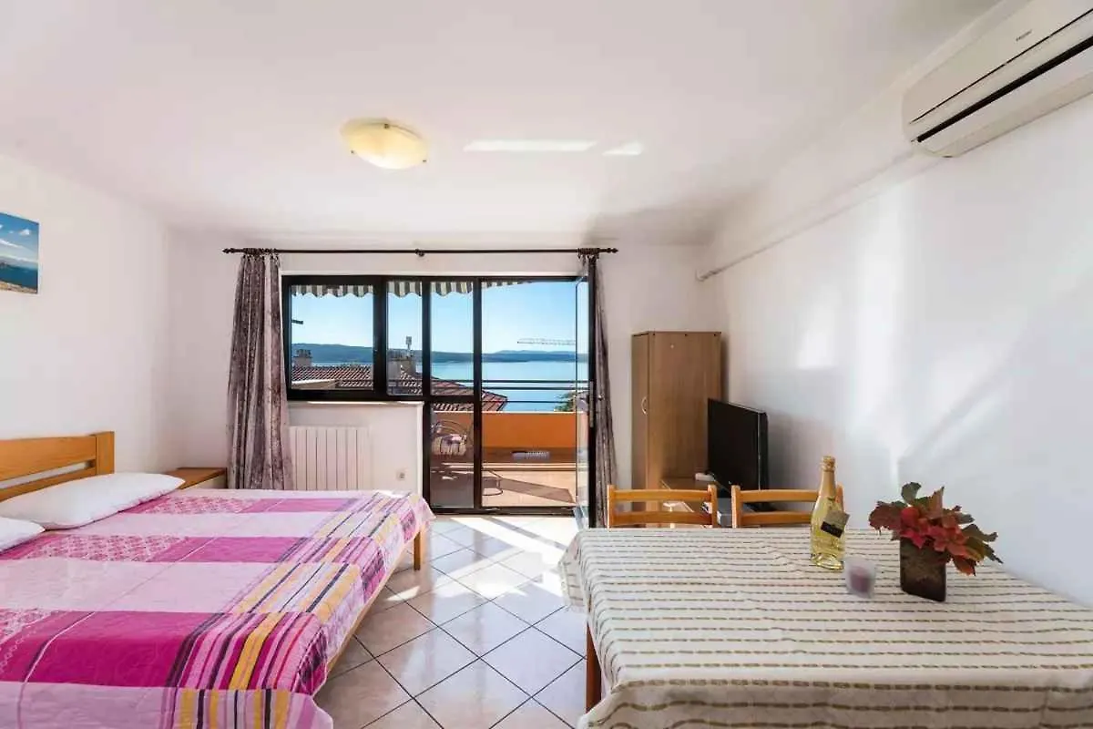 Apartment In Crikvenica 50555